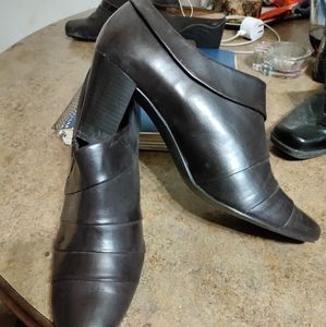 Kim Rogers size 9.5m